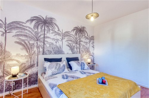 Foto 20 - Apartamento de 2 quartos em Saint-Raphaël com vistas do mar
