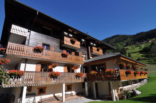 Photo 15 - Apartment in La Chapelle-d'Abondance with garden and mountain view