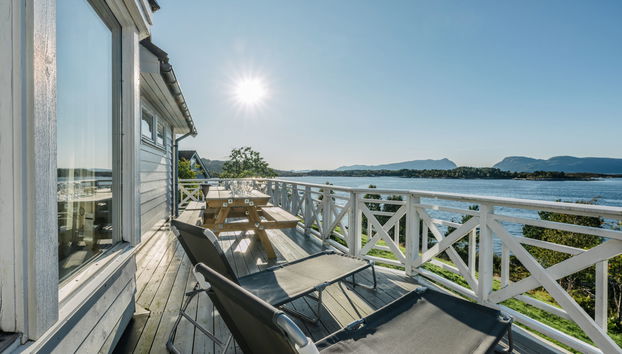 Casa de 8 quartos em Gulen com jardim e terraço - Foto 2