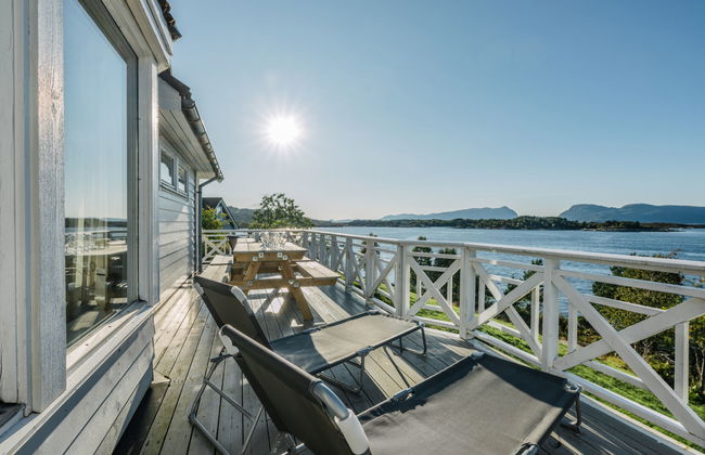 Casa de 8 quartos em Gulen com jardim e terraço - Foto 2