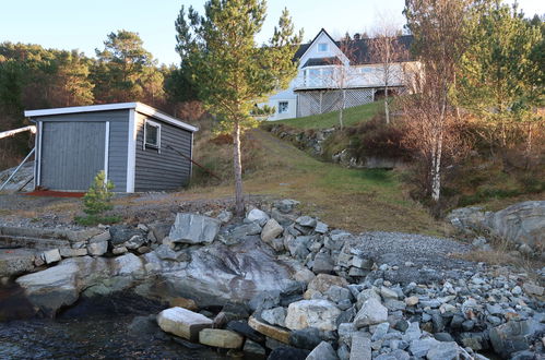 Photo 35 - Maison de 7 chambres à Gulen avec jardin et terrasse