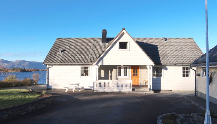 Photo 1 - Maison de 7 chambres à Gulen avec jardin et terrasse