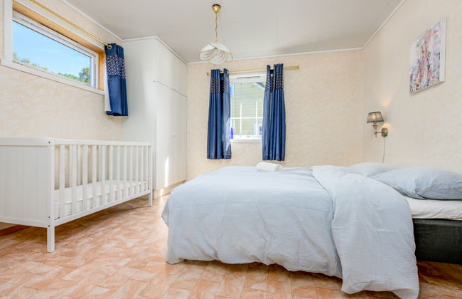Casa de 8 quartos em Gulen com jardim e terraço - Foto 24
