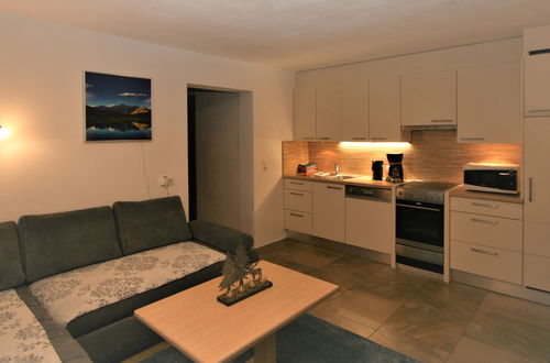 Photo 18 - 2 bedroom Apartment in Hart im Zillertal with garden and terrace