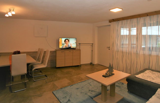 Apartamento de 2 quartos em Hart im Zillertal com jardim e terraço - Foto 2