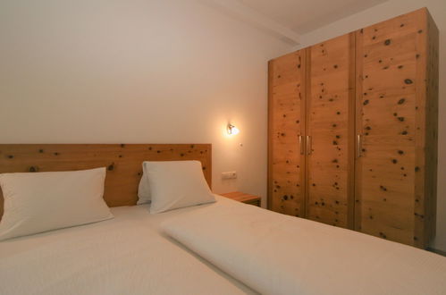 Foto 8 - Appartamento con 2 camere da letto a Hart im Zillertal con giardino e terrazza