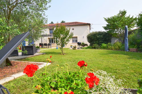 Photo 16 - 3 bedroom House in Brax with private pool and garden