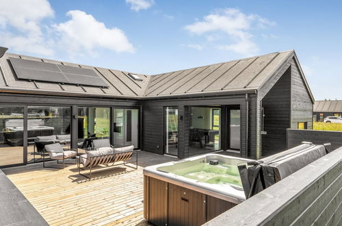 Foto 22 - Casa de 4 quartos em Løkken com terraço e banheira de hidromassagem