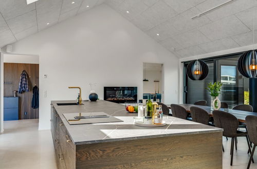 Foto 9 - Casa de 4 quartos em Løkken com terraço e banheira de hidromassagem