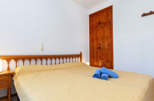 Photo 11 - 3 bedroom House in Vinaròs with private pool and garden