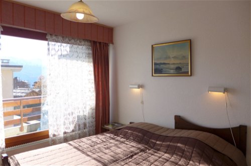 Foto 3 - Apartment mit 1 Schlafzimmer in Crans-Montana mit blick auf die berge