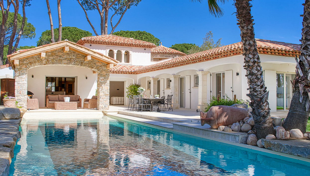 Maison de 5 chambres à Cogolin avec piscine privée et jardin - Photo 1