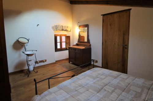 Photo 11 - Appartement de 2 chambres à Castiglione Chiavarese avec jardin