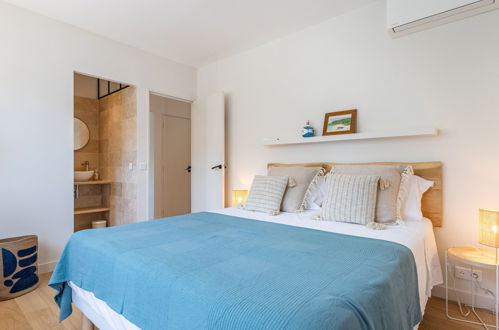 Foto 9 - Apartment mit 2 Schlafzimmern in Saint-Tropez mit terrasse und blick aufs meer
