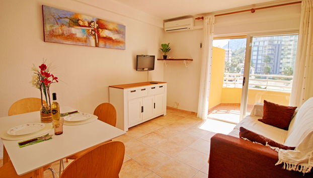 Apartment mit 2 Schlafzimmern in Calp mit schwimmbad und garten - Foto 3