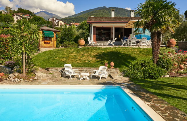 Casa de 4 quartos em Colico com piscina privada e jardim - Foto 31