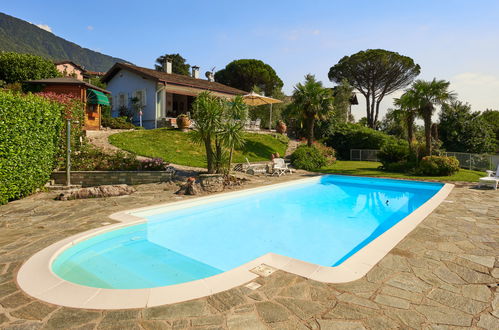 Photo 3 - Maison de 3 chambres à Colico avec piscine privée et jardin