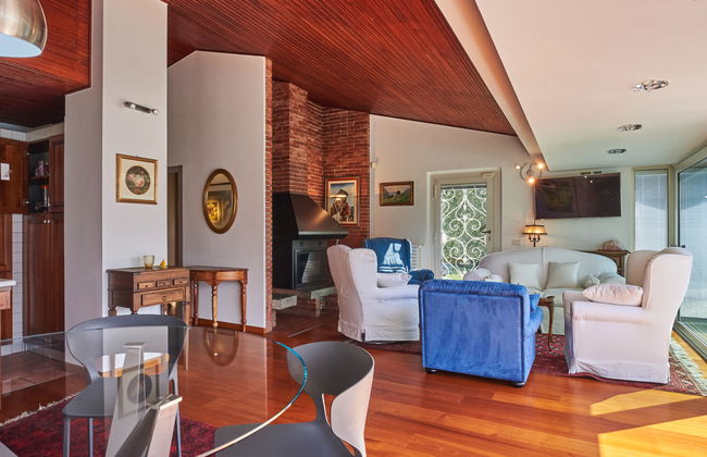 Casa de 4 quartos em Colico com piscina privada e jardim - Foto 5