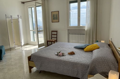 Foto 10 - Appartamento con 1 camera da letto a Imperia con giardino e terrazza