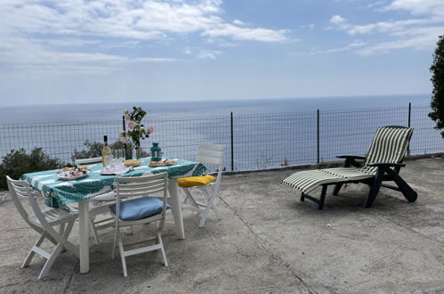Photo 23 - Appartement de 1 chambre à Imperia avec terrasse et vues à la mer