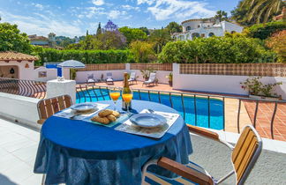 Photo 2 - 2 bedroom House in Jávea with private pool and garden