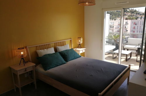 Foto 4 - Apartamento de 1 quarto em Le Lavandou com jardim e terraço