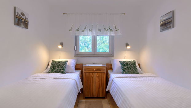 4 bedroom House in Marčana with private pool and garden - Photo 5