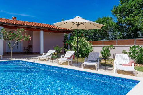 Photo 6 - Maison de 3 chambres à Marčana avec piscine privée et jardin