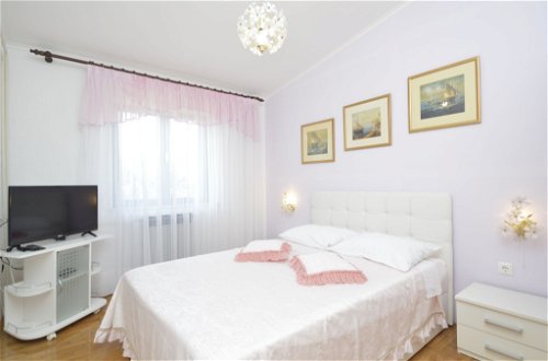Foto 9 - Appartamento con 1 camera da letto a Vodnjan con giardino