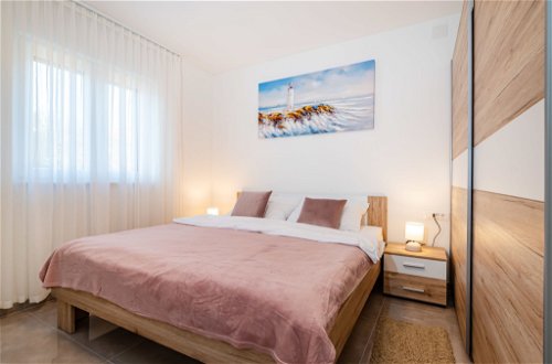 Foto 13 - Apartamento de 3 quartos em Novigrad com piscina e vistas do mar