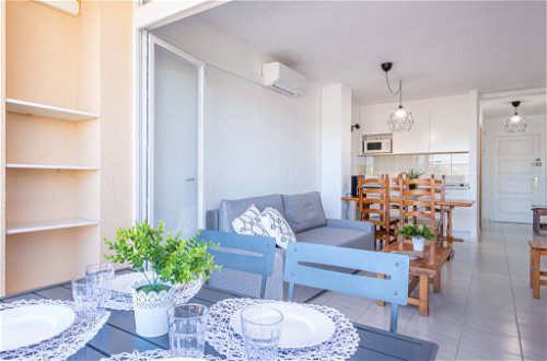 Foto 9 - Apartamento de 2 habitaciones en Castelló d'Empúries con vistas al mar