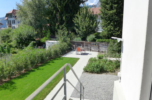 Foto 8 - Appartamento con 3 camere da letto a Interlaken con giardino