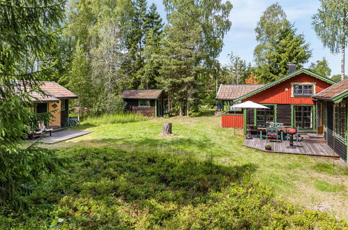 Foto 5 - Casa de 2 habitaciones en Kristinehamn con jardín y terraza