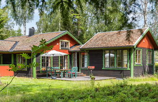 Photo 1 - Maison de 2 chambres à Kristinehamn avec jardin et terrasse