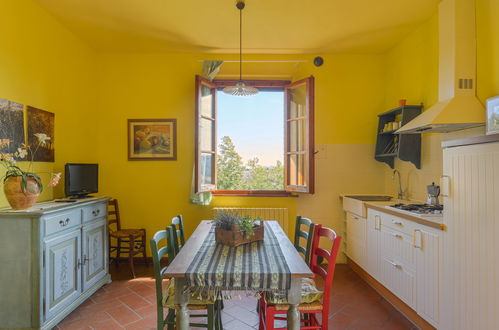 Photo 8 - Appartement de 2 chambres à San Gimignano avec piscine et jardin