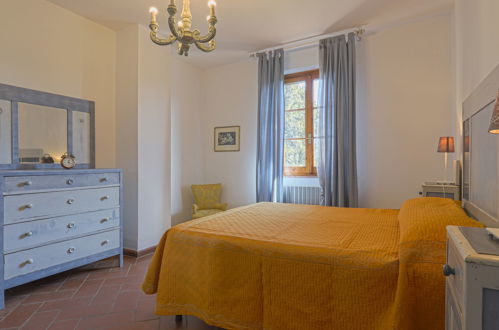 Foto 11 - Apartamento de 2 quartos em San Gimignano com piscina e jardim