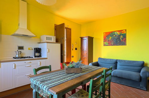 Foto 9 - Apartamento de 2 quartos em San Gimignano com piscina e jardim