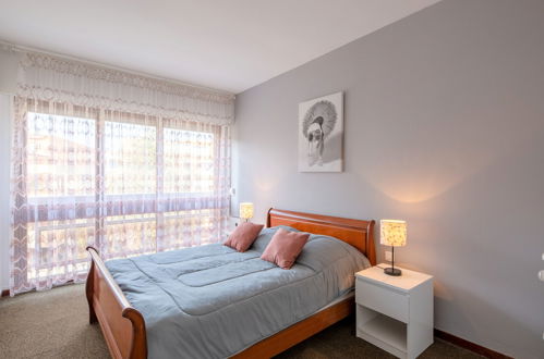Foto 3 - Appartamento con 1 camera da letto a Sainte-Maxime con vista mare