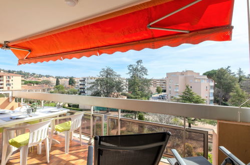 Foto 1 - Apartamento de 1 quarto em Sainte-Maxime com vistas do mar