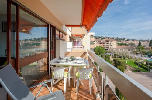 Photo 11 - 1 bedroom Apartment in Sainte-Maxime with sea view
