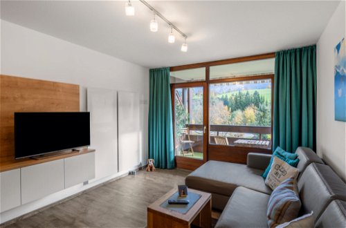 Foto 6 - Appartamento con 1 camera da letto a Saalfelden am Steinernen Meer con vista sulle montagne