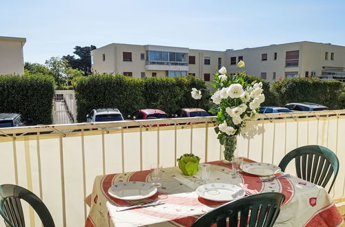 Photo 14 - 2 bedroom Apartment in Six-Fours-les-Plages