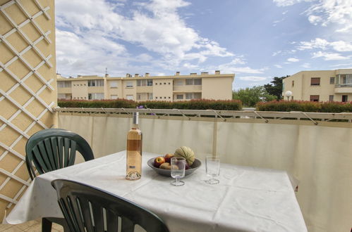 Photo 1 - Appartement de 2 chambres à Six-Fours-les-Plages avec vues à la mer