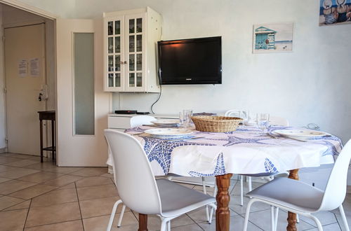 Photo 15 - 2 bedroom Apartment in Six-Fours-les-Plages