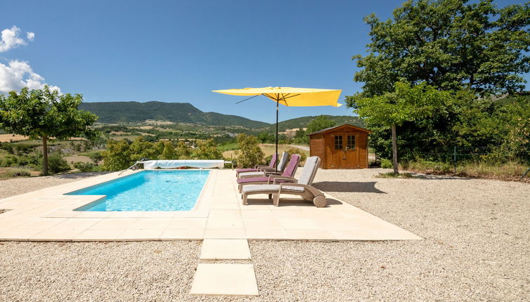 Foto 1 - Casa de 3 habitaciones en Sainte-Jalle con piscina privada y terraza