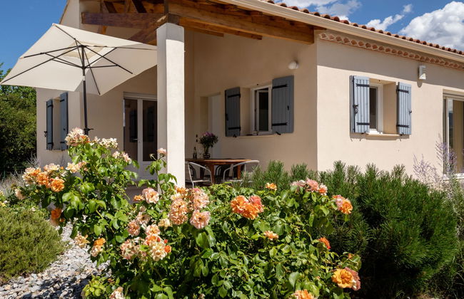Casa de 4 quartos em Sainte-Jalle com piscina privada e jardim - Foto 24