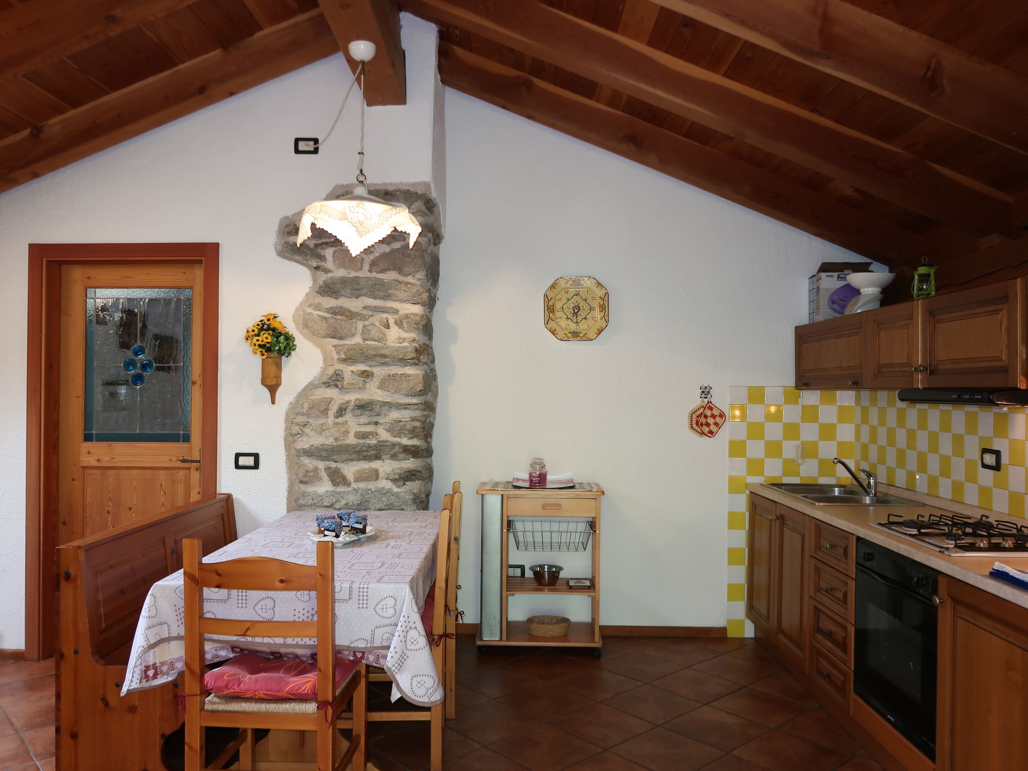 Foto 11 - Apartment mit 2 Schlafzimmern in Calceranica al Lago mit garten und blick auf die berge