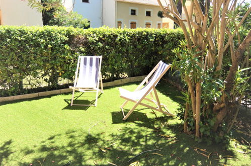Photo 20 - 1 bedroom House in Saint-Cyprien with swimming pool and sea view