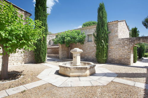 Foto 30 - Casa con 2 camere da letto a Gordes con piscina e terrazza