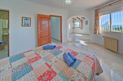 Photo 16 - 7 bedroom House in Calp with private pool and garden